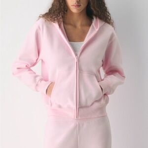 Aritzia cozy sweatfleece perfect zip hoodie